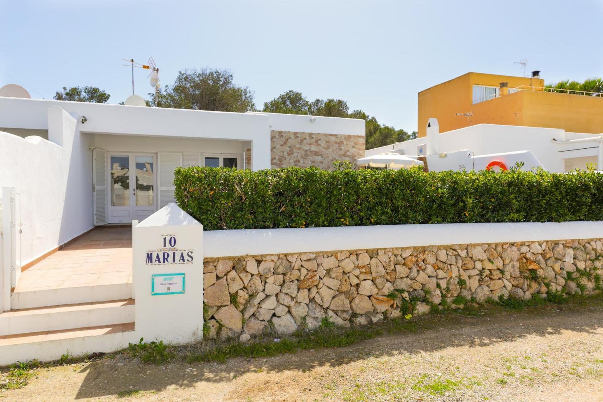 Villa 10 Marias Cala Blanca  Exterior photo